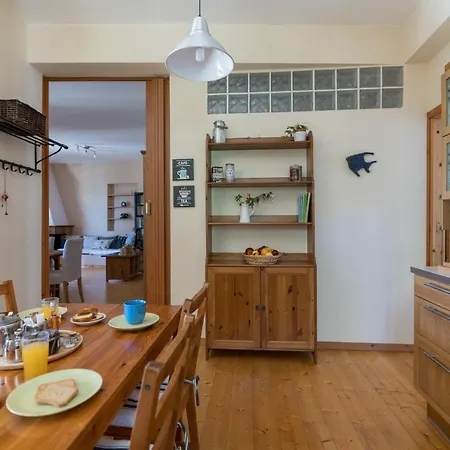 度假居 Bougainvillea Tree House *