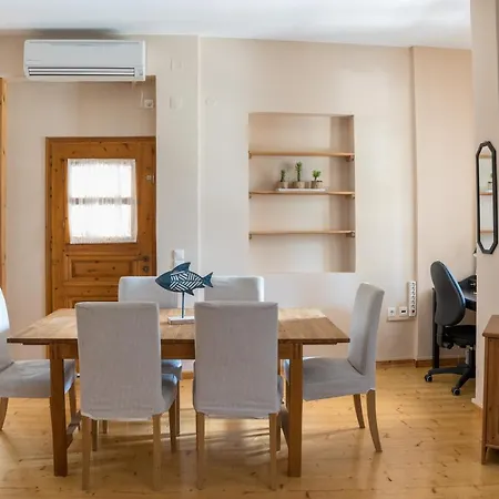 Bougainvillea Tree House 度假居 *