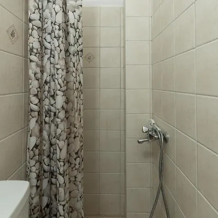 Bougainvillea Tree House Prázdninový dům Chavriáta