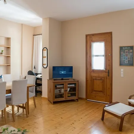 Bougainvillea Tree House Prázdninový dům Chavriáta